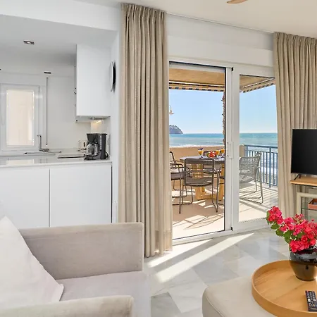 Beachfront Novos *